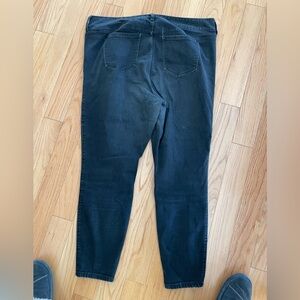 Torrid Super Soft Jegging denim jeans 22R